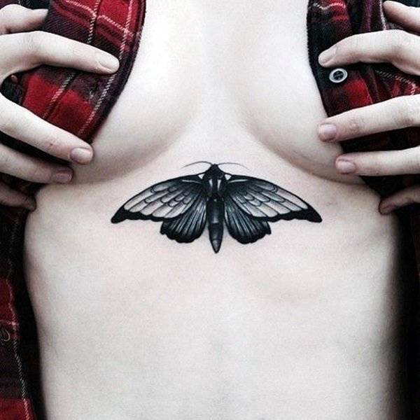 Girls With Underboob Tattoos (29 pics)