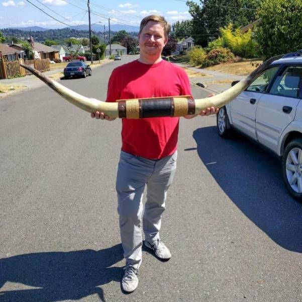 Thrift Shops Are Endless Sources Of Bizarre Things (30 pics)