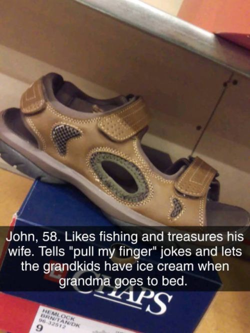 Bored Shoe Salesman Can Tell Everything About You Judging Only By Your Shoes (14 pics)