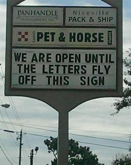 Florida Doesn’t Lose Their Sense Of Humor (22 pics)