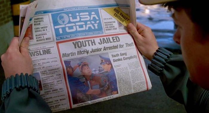 Newspaper Headlines From The Movies (26 pics)