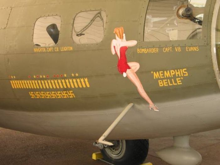 WW2 Pilots Knew What To Draw On Their Planes (46 pics)