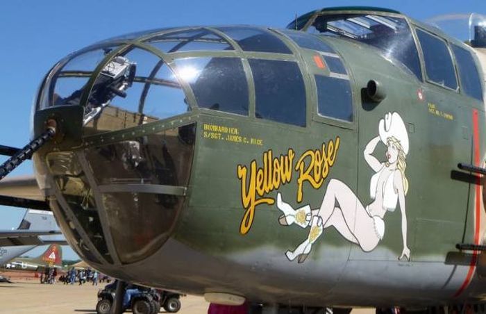 WW2 Pilots Knew What To Draw On Their Planes (46 pics)