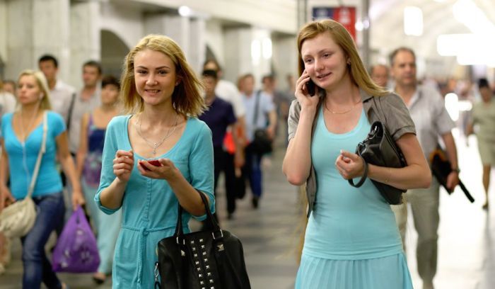 Girls In The Russian Subway (29 pics)