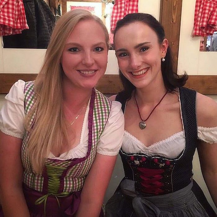 Girls Of Oktoberfest (39 pics)