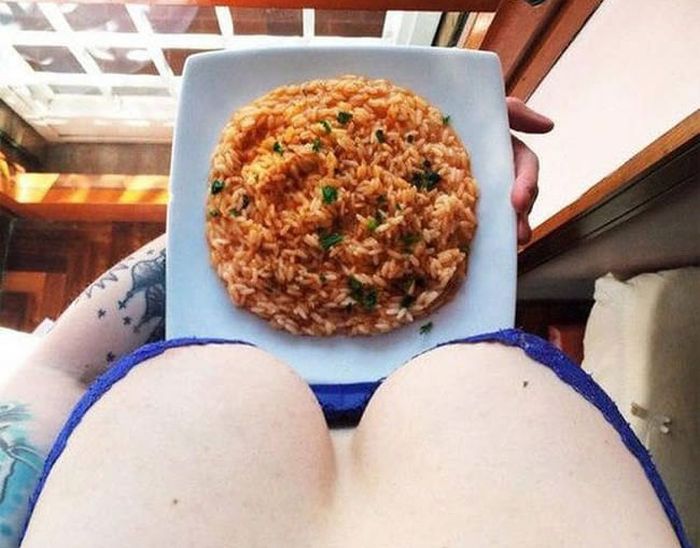 Food Looks Way More Delicious If You Look At It From A Woman’s Point Of View (10 pics)