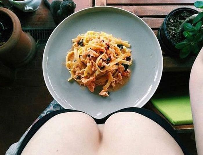 Food Looks Way More Delicious If You Look At It From A Woman’s Point Of View (10 pics)