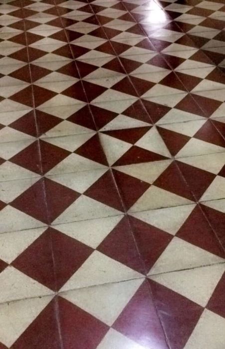 Hell of a Perfectionist (33 pics)