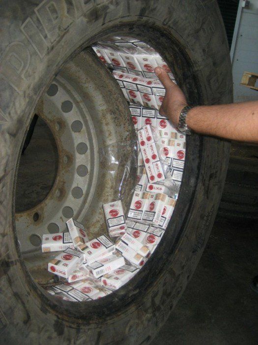 Interesting Ways Of Smuggling (16 pics)