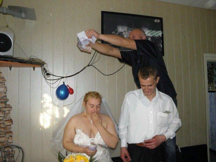 Crazy Russian Wedding Photos (32 pics)