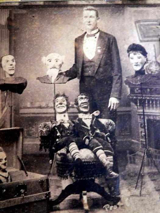 Weird And Scary Vintage Photos (13 pics)
