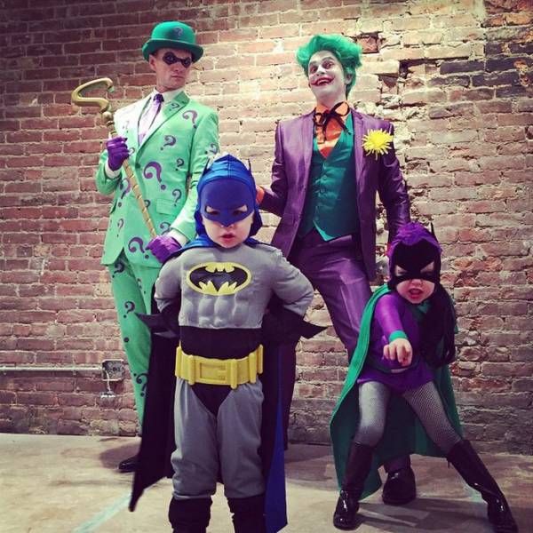 Halloween Costumes Of Neil Patrick Harris And His Family (7 pics)