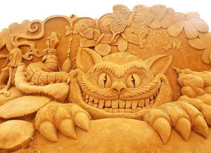 Amazing Sand Sculptures (23 pics)