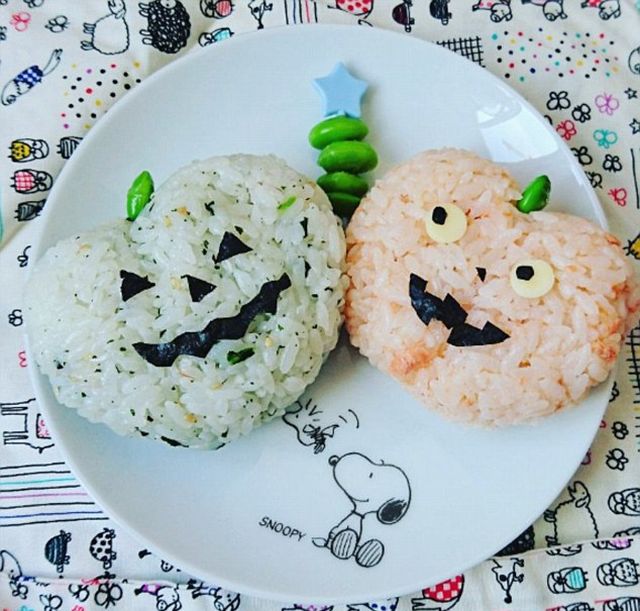 Halloween-Themed Lunchboxes (10 pics)