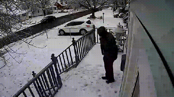 As Seen On Security Cams (15 gifs)