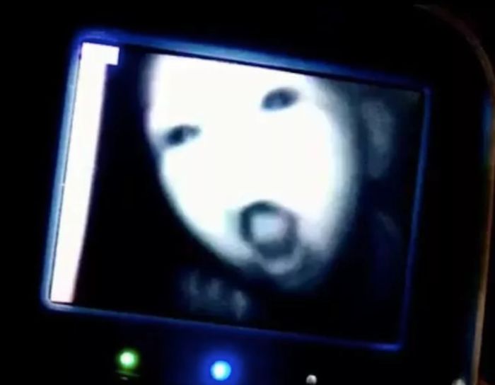 Creepy Stuff On Baby  Monitors (19 pics)