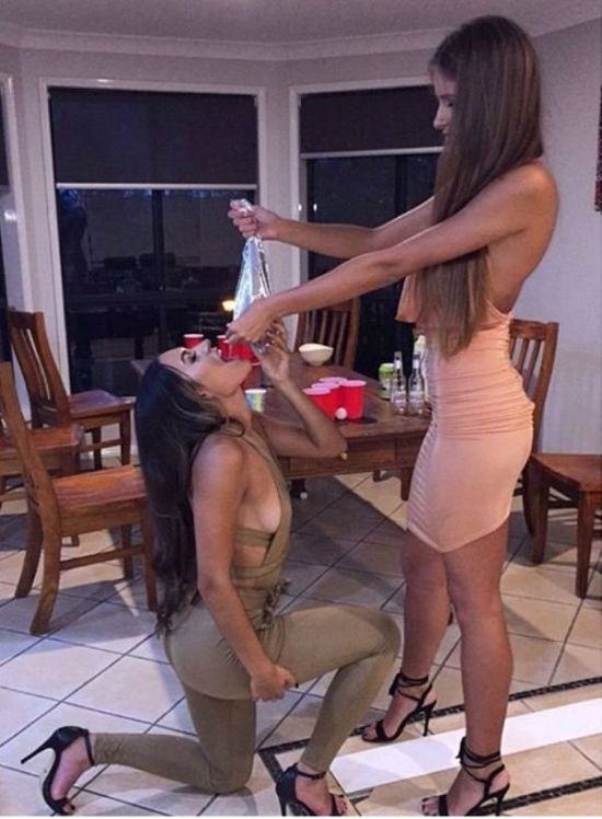 Drunk Fails And Party Memes (30 pics)
