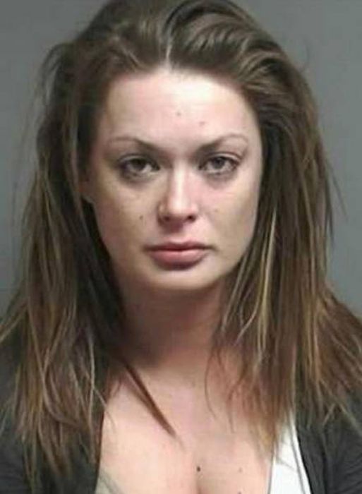 Cute Girls' Mugshots (33 pics)