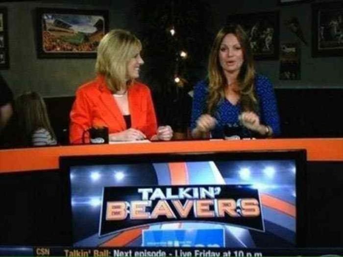 Pausing A T.V. Show Is Often More Entertaining Than The Show Itself (25 pics)