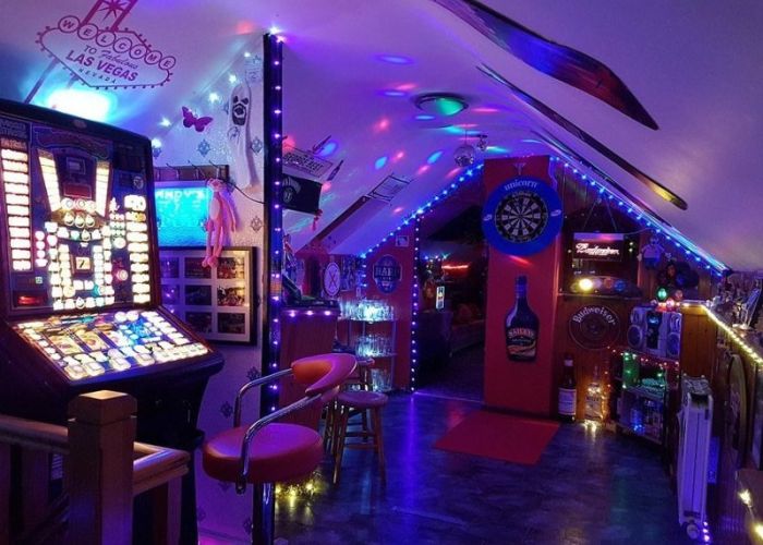 The Best Man Caves In The UK (18 pics)