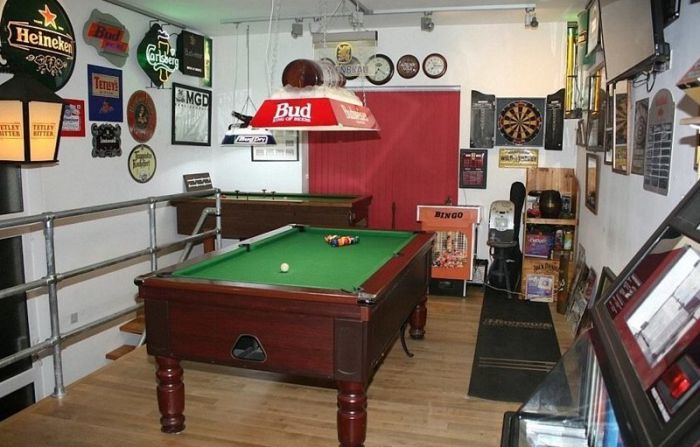 The Best Man Caves In The UK (18 pics)