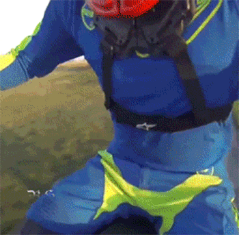 Bad Vs Awesome GIFs on 2 wheels (27 gifs)