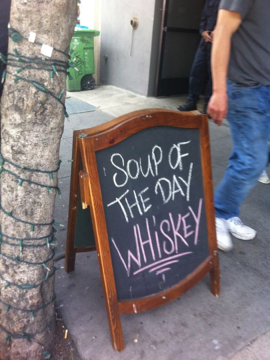 Brilliant Bar and Cafe Chalkboard Signs (15 pics)