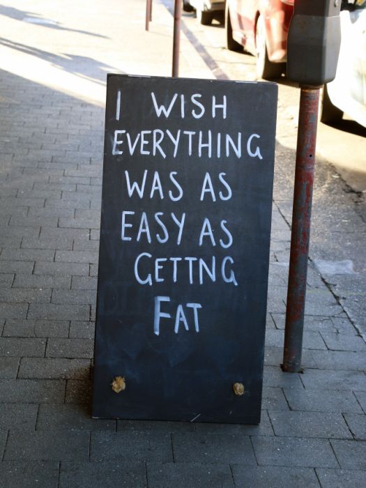 Brilliant Bar and Cafe Chalkboard Signs (15 pics)