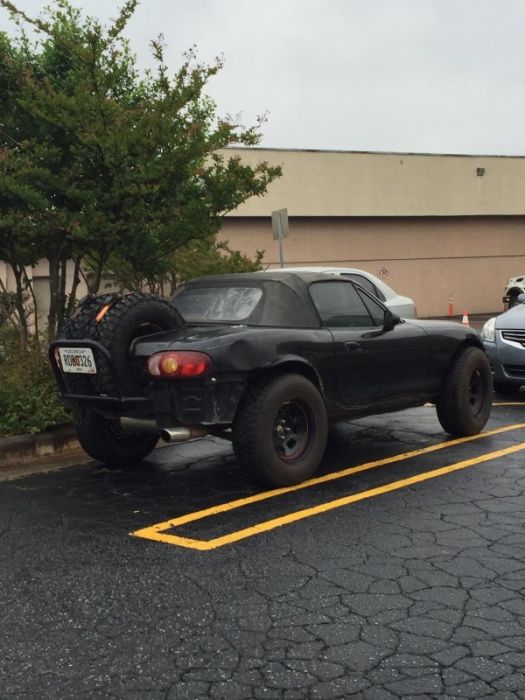 Ridiculous Car Mods (29 pics)
