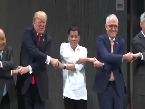 Donald Trump Gets Confused by The Group Handshake at Asean