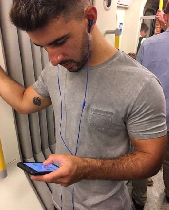 Photos Of Hot Commuters Taken By Females On The London Underground