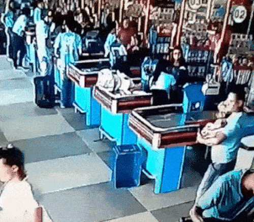 Awesome Recoveries (15 gifs)