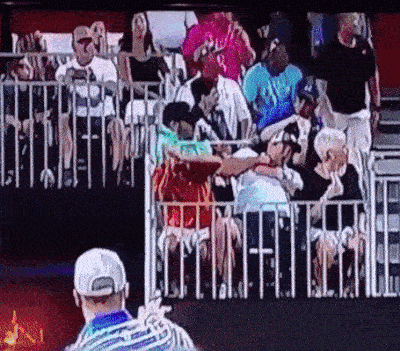 Reverse GIFs (15 gifs)