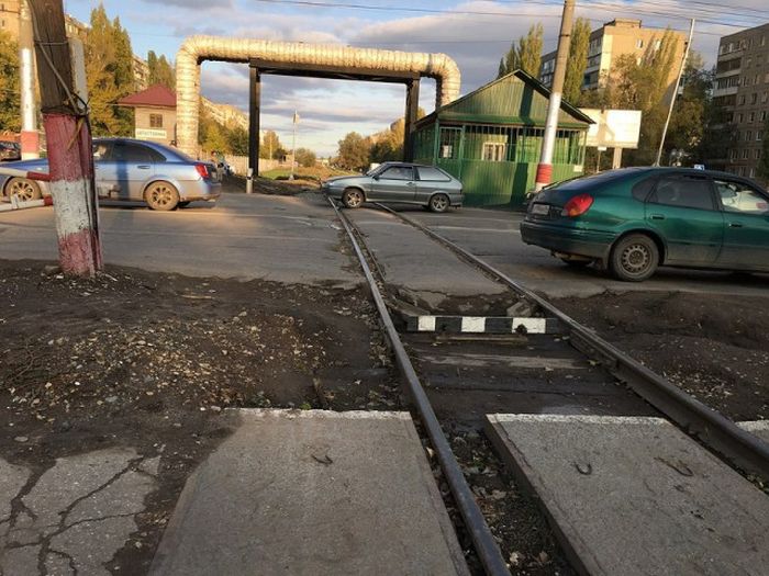 Roads In The Cit Of Saratov, Russia (14 pics)