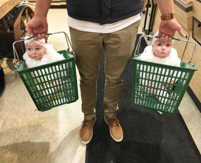 Shopping With Kids (25 pics)