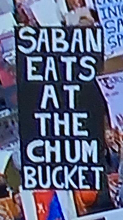 The Best College GameDay Signs (39 pics)