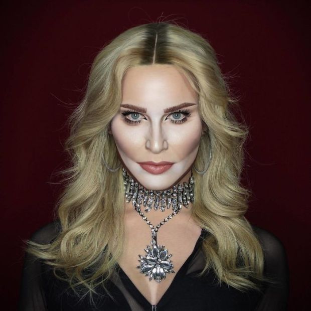 Drag Queen From Manchester Is So Good At Makeup (21 pics) Drag Queen From Manchester Is So Good At Makeup (21 pics)