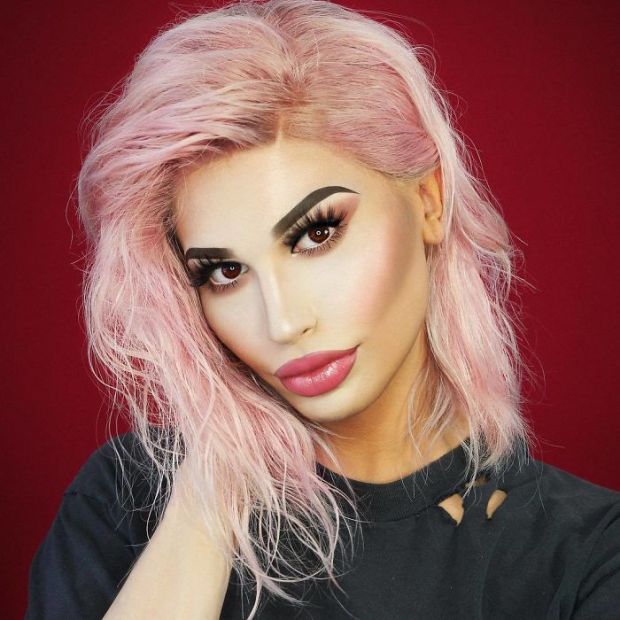 Drag Queen From Manchester Is So Good At Makeup (21 pics) Drag Queen From Manchester Is So Good At Makeup (21 pics)