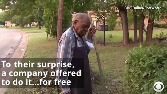 Police Helps A 95-Year-Old Man In Need (11 pics)