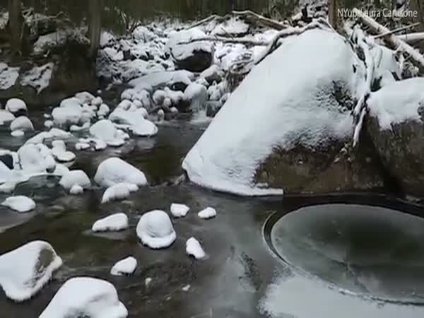 Family Witnesses Ice Disk Spin Silently In NY Mountains