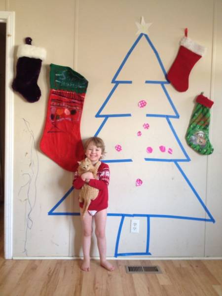 When You’re Too Lazy To Decorate Your Home For Christmas (24 pics)