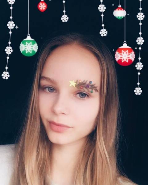Christmas Eyebrows (20 pics)