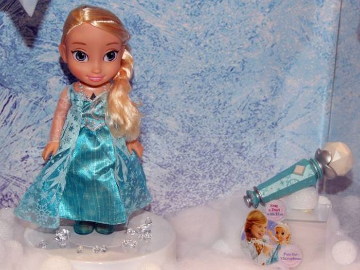 The Most Popular Christmas Toys Since 1983 (33 pics)