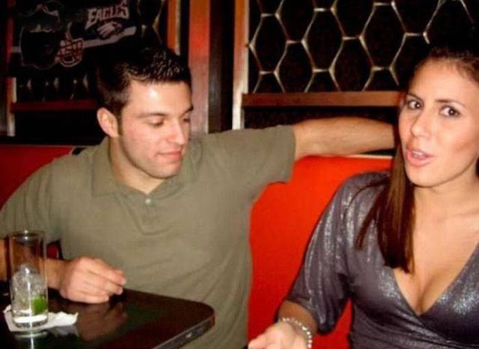 Guys Caught Staring (33 pics)