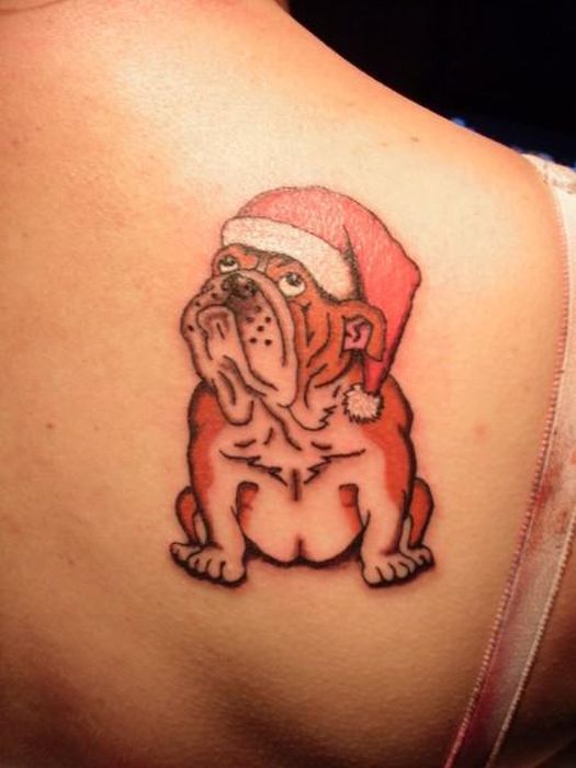 Good Christmas Tattoos (19 pics)
