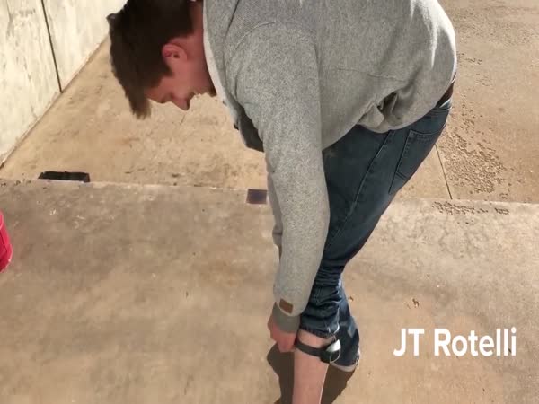 Guy Tests A Shock Collar On His Leg