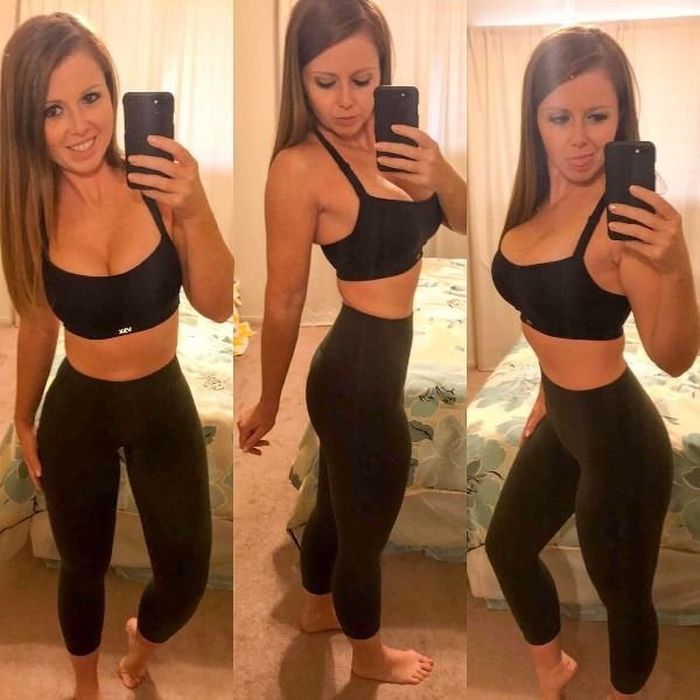 Girls In Yoga Pants (34 pics)