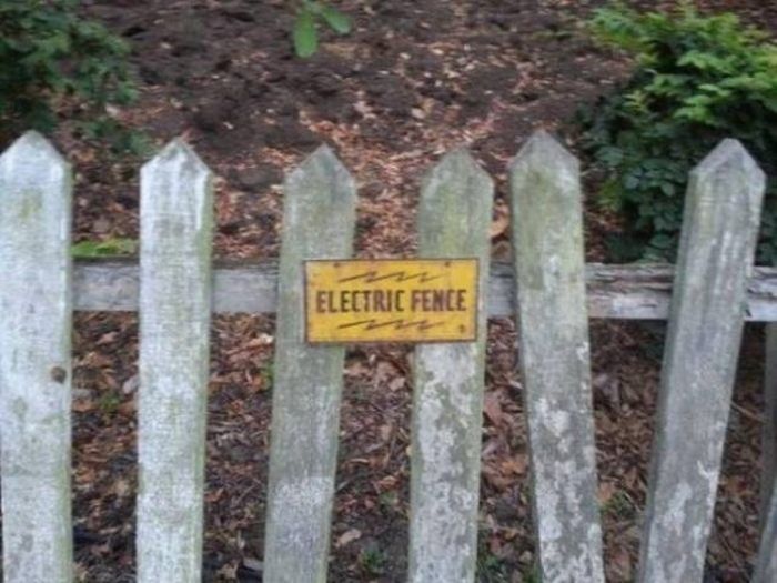Useless Security Features (20 pics)