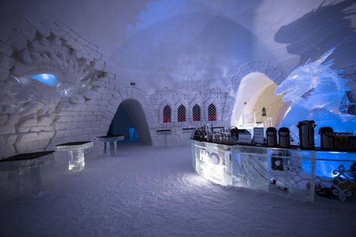 A Game of Thrones-Themed Ice Hotel In Finland (7 pics)