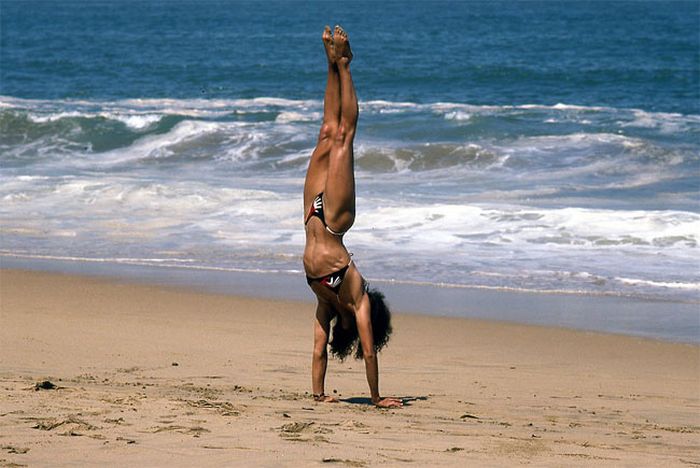 Chilean Beach Life In The 1980s (20 pics)